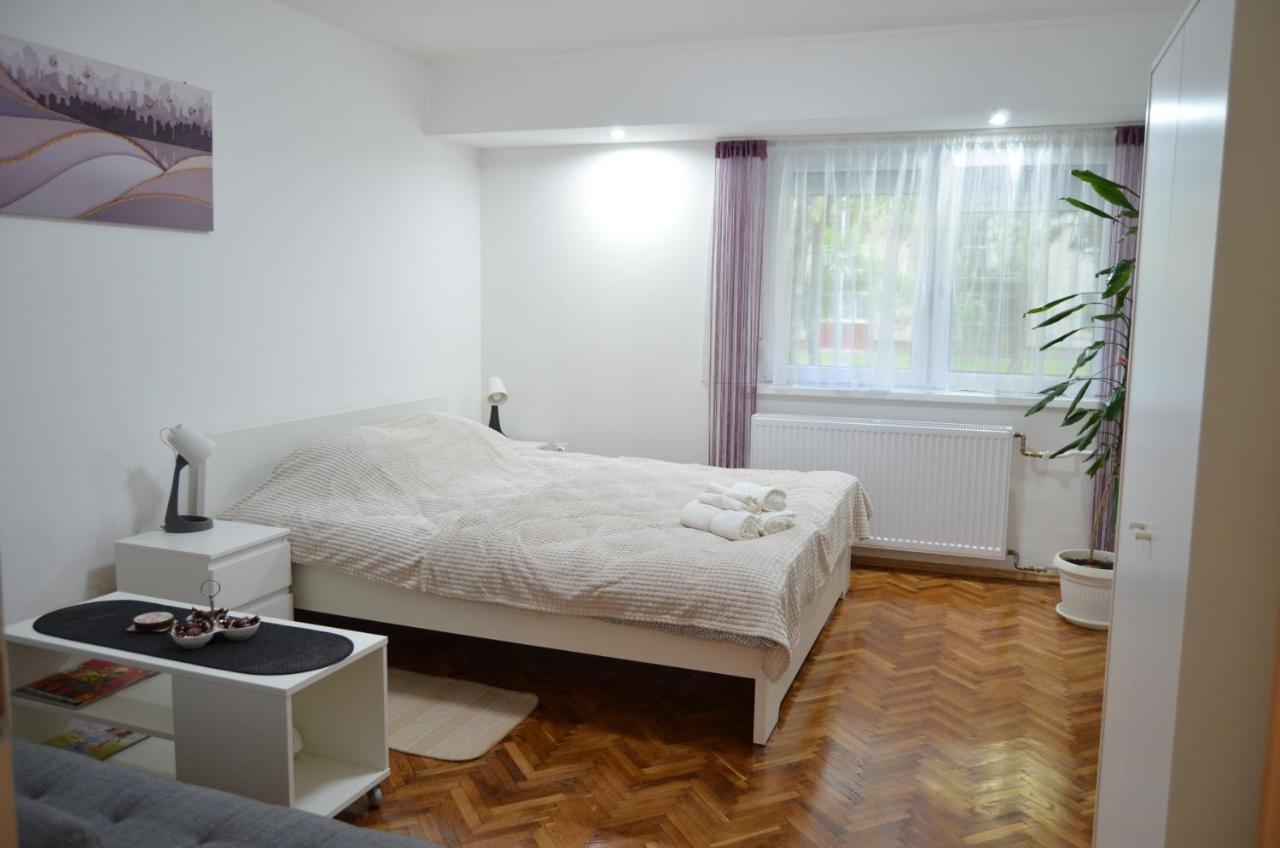 Mikmari Apartman Szabadka Kültér fotó
